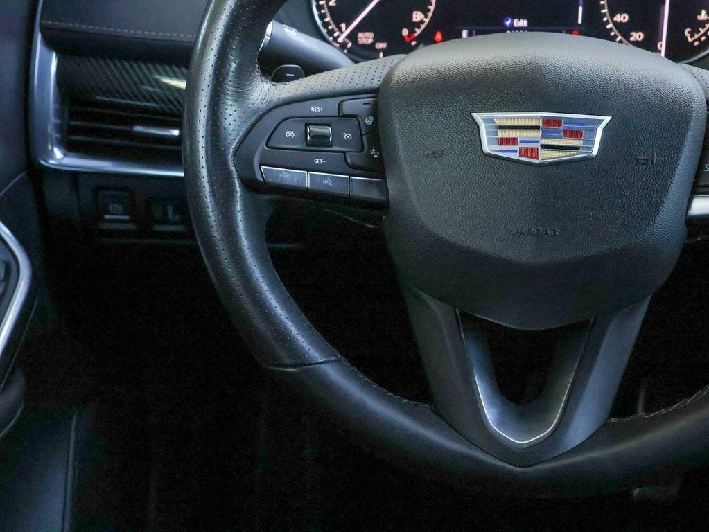 used 2022 Cadillac XT4 car, priced at $28,447