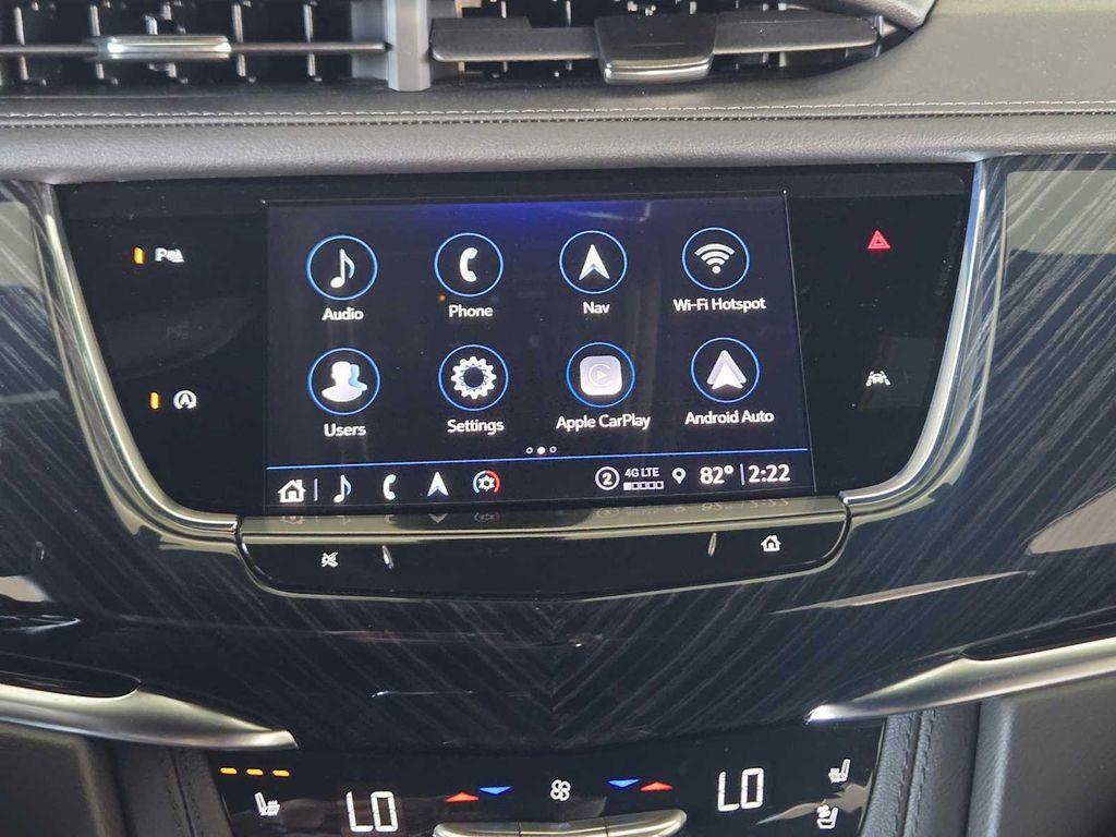 new 2025 Cadillac XT6 car, priced at $60,115