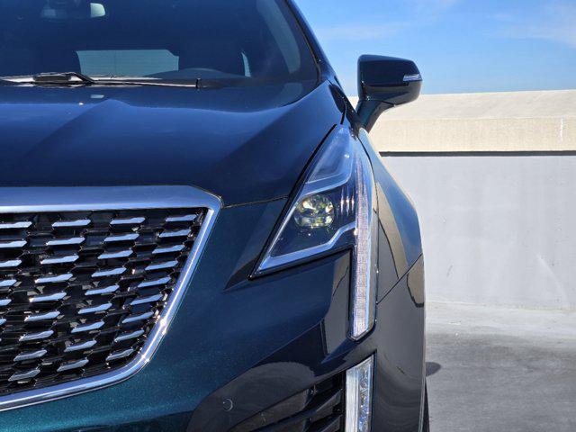 new 2025 Cadillac XT5 car, priced at $46,640