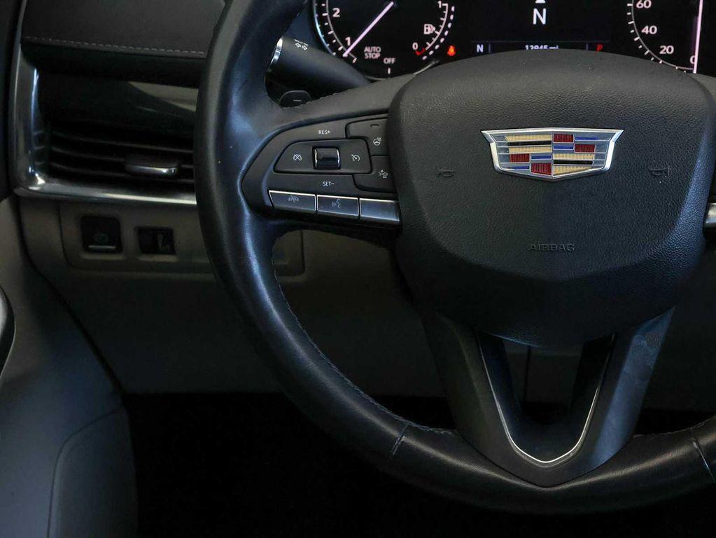 used 2023 Cadillac XT4 car, priced at $32,689