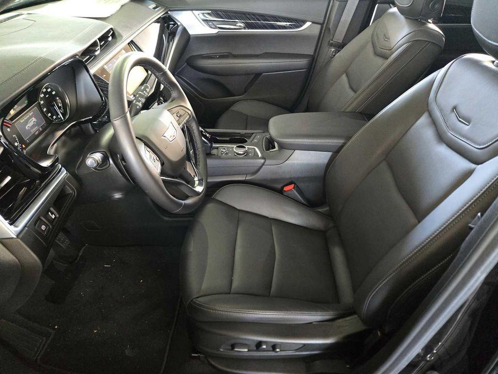 new 2025 Cadillac XT6 car, priced at $59,515