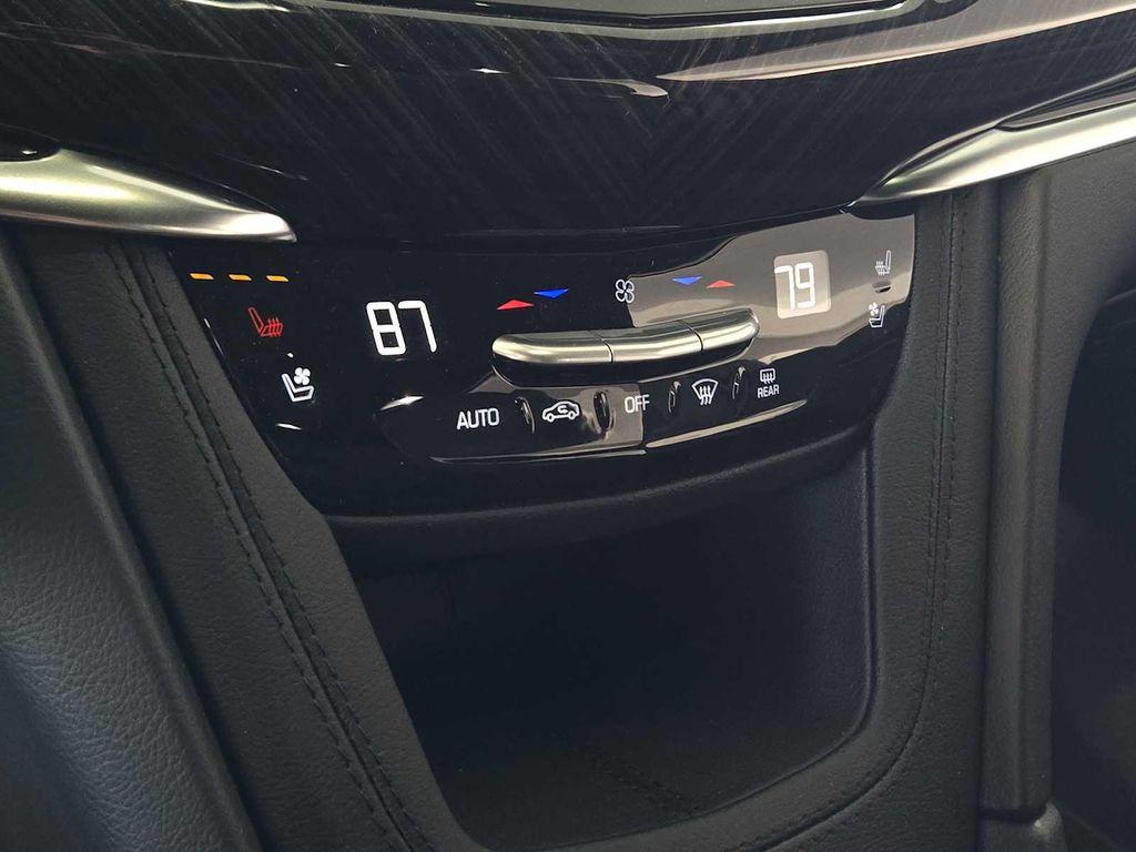 new 2025 Cadillac XT6 car, priced at $59,515