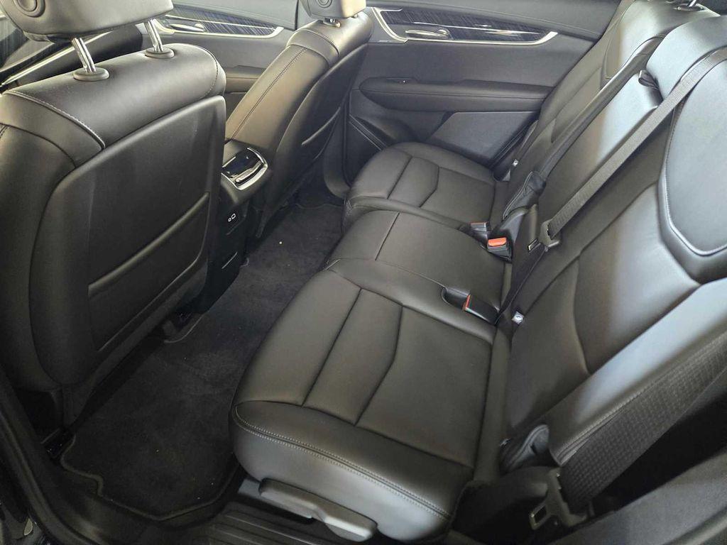 new 2025 Cadillac XT6 car, priced at $59,515