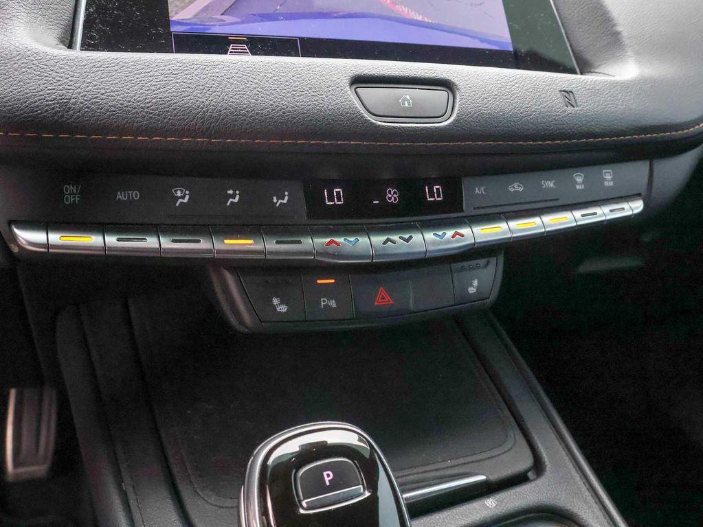 used 2021 Cadillac XT4 car, priced at $25,990