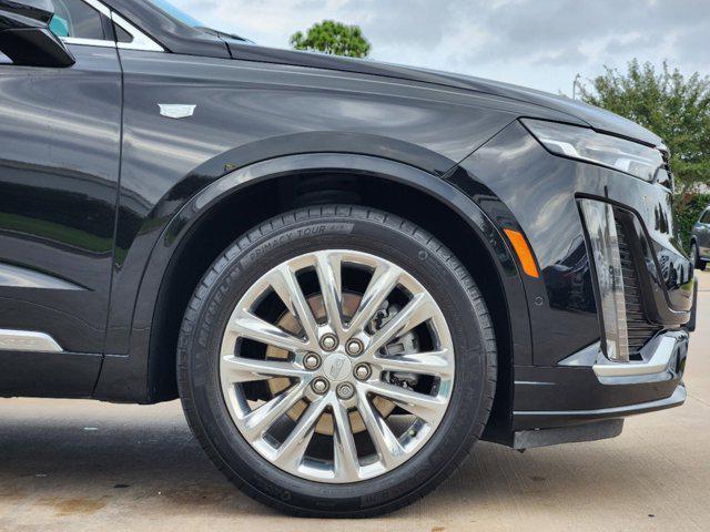 used 2021 Cadillac XT6 car, priced at $33,997