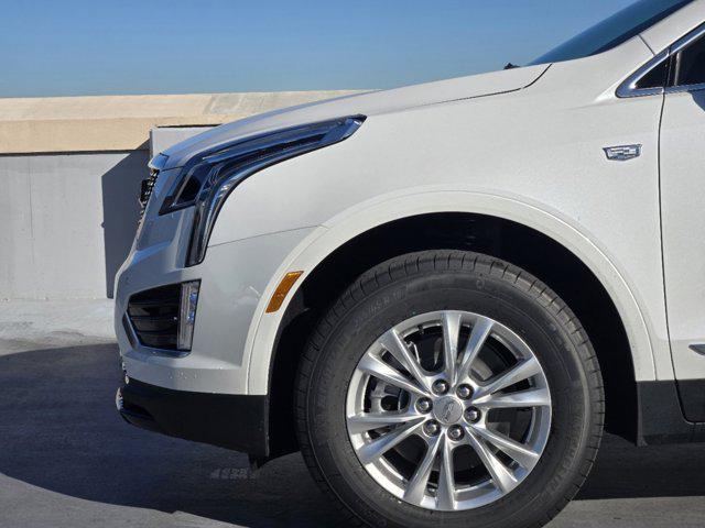 new 2025 Cadillac XT5 car, priced at $47,240