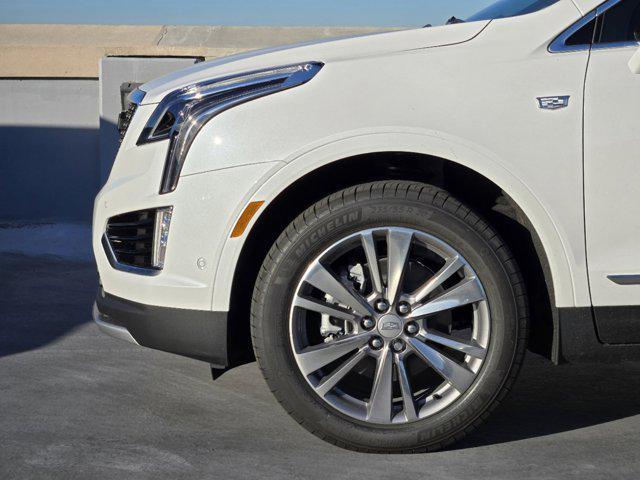 new 2025 Cadillac XT5 car, priced at $56,885