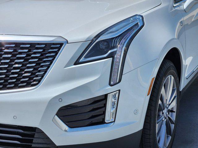 new 2025 Cadillac XT5 car, priced at $56,840