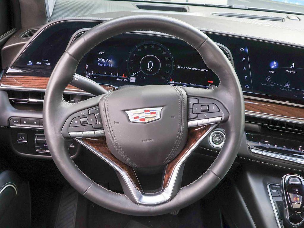 used 2022 Cadillac Escalade ESV car, priced at $69,999
