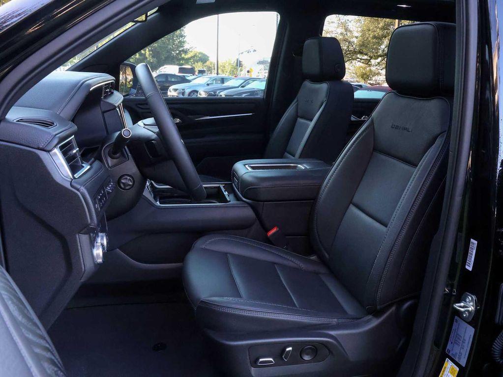 used 2023 GMC Yukon car, priced at $67,721