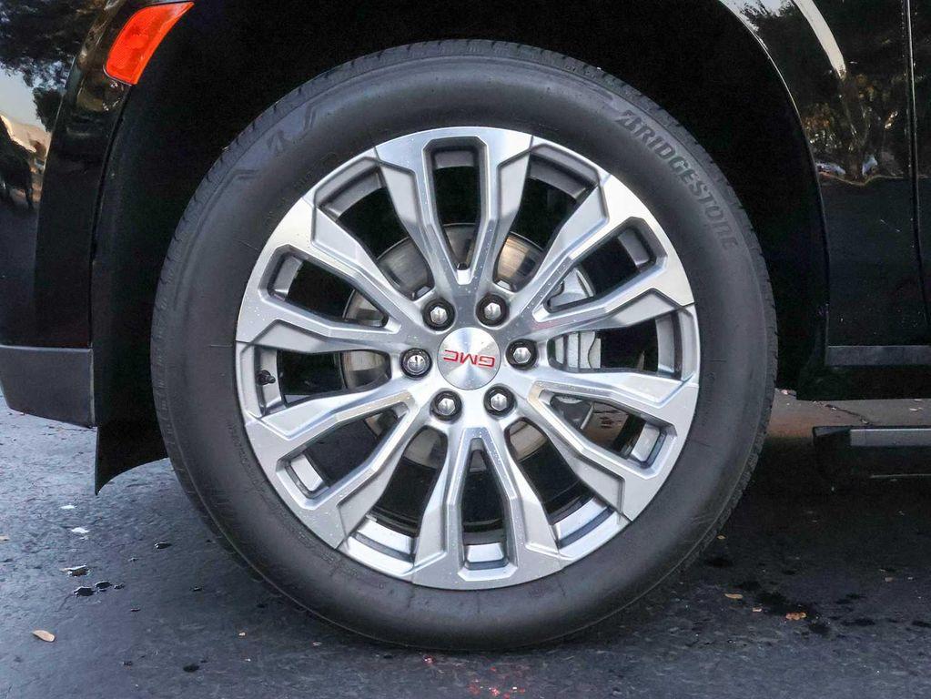 used 2023 GMC Yukon car, priced at $67,721