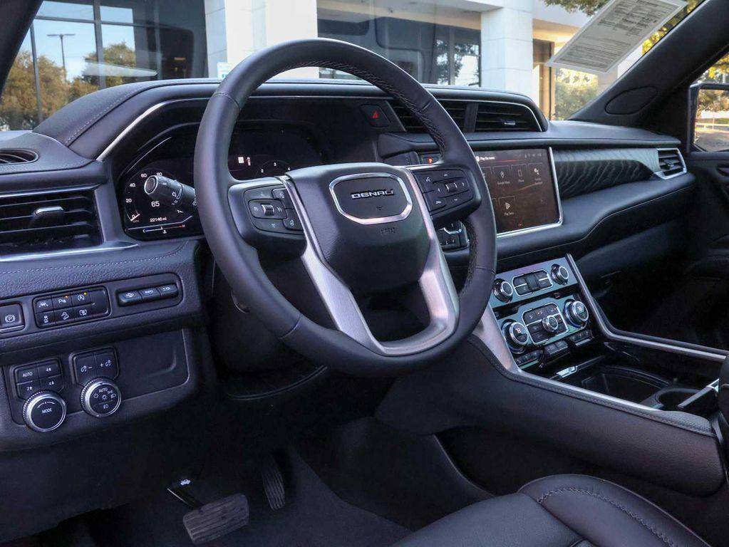 used 2023 GMC Yukon car, priced at $67,721