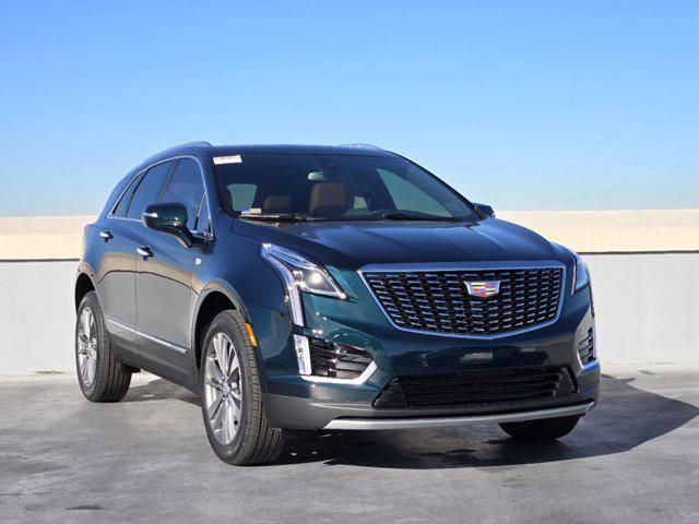 new 2025 Cadillac XT5 car, priced at $54,210