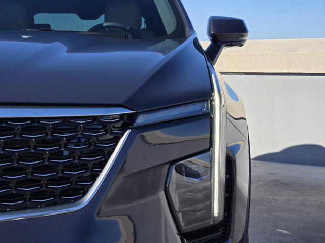 new 2025 Cadillac XT4 car, priced at $45,090