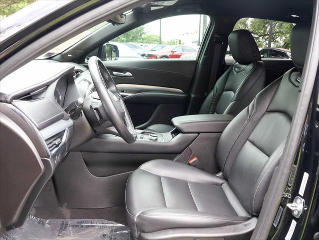 used 2022 Cadillac XT4 car, priced at $28,997