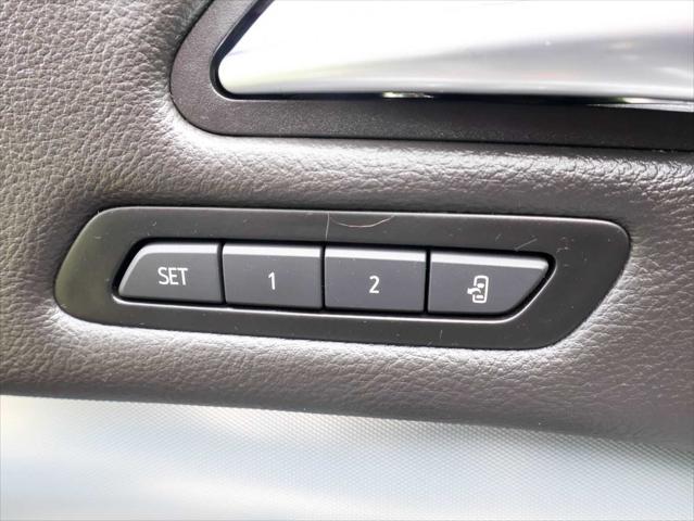 used 2022 Cadillac XT4 car, priced at $28,997
