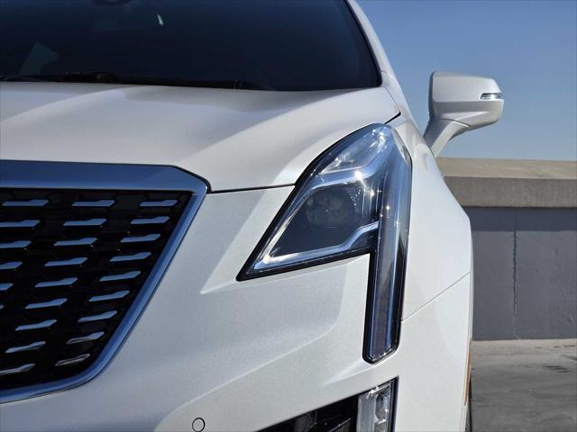 new 2025 Cadillac XT5 car, priced at $47,240