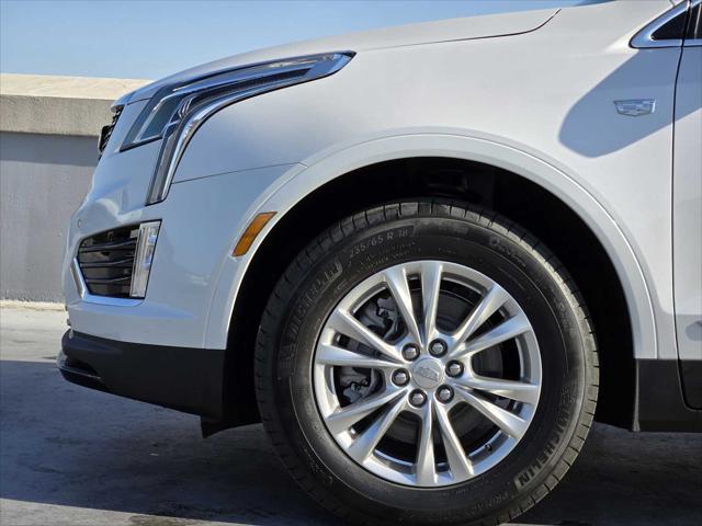 new 2025 Cadillac XT5 car, priced at $47,240