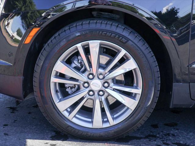 used 2022 Cadillac XT5 car, priced at $38,597