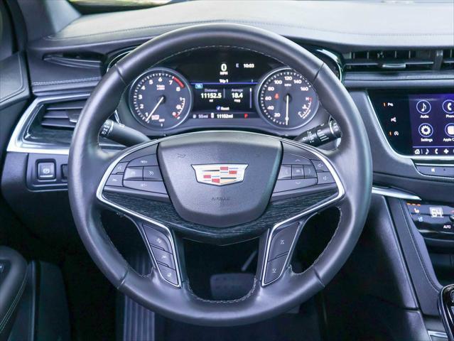 used 2022 Cadillac XT5 car, priced at $38,597