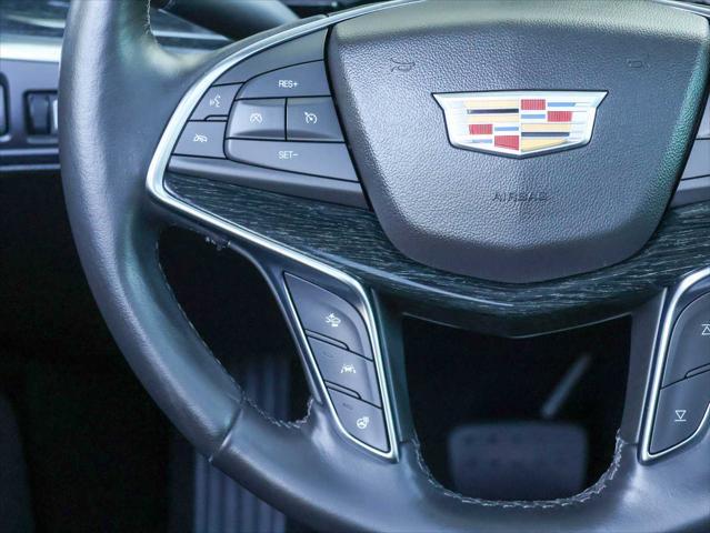 used 2022 Cadillac XT5 car, priced at $38,597