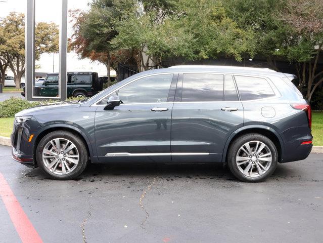 used 2022 Cadillac XT6 car, priced at $37,997