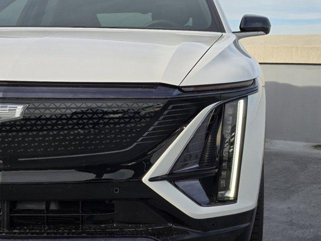 new 2025 Cadillac LYRIQ car, priced at $67,690