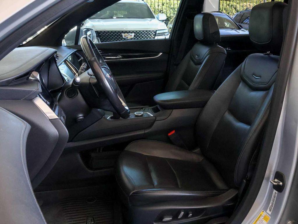 used 2020 Cadillac XT6 car, priced at $24,997