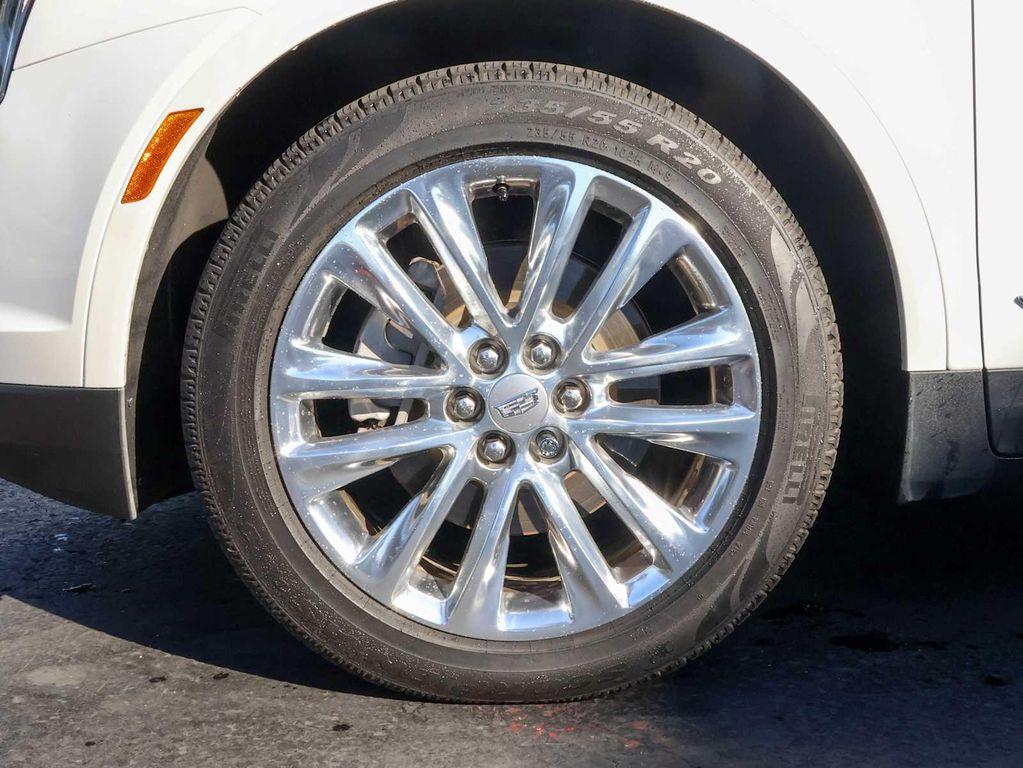 used 2017 Cadillac XT5 car, priced at $17,488