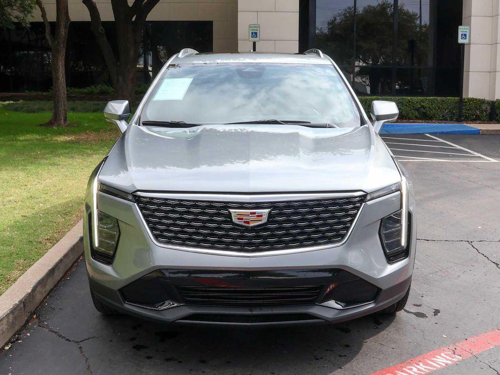 used 2024 Cadillac XT4 car, priced at $34,391