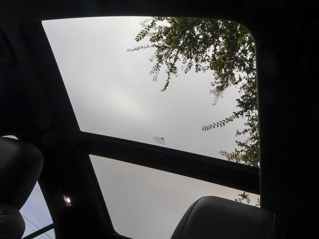 used 2024 Cadillac XT4 car, priced at $34,391