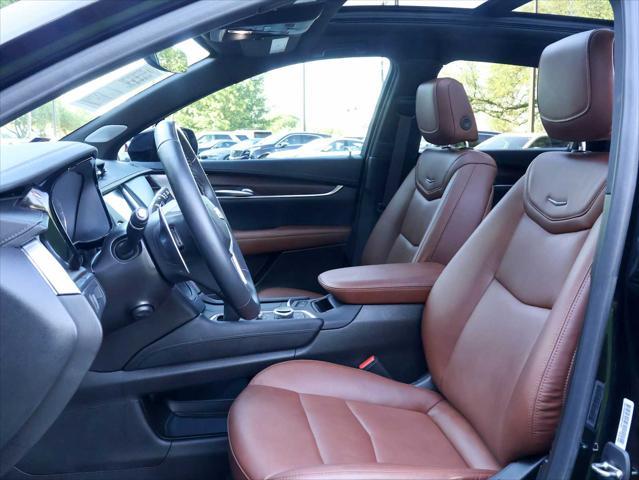 used 2023 Cadillac XT5 car, priced at $44,548