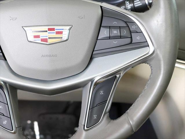 used 2022 Cadillac XT5 car, priced at $26,388