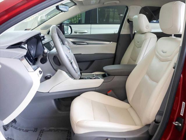 used 2022 Cadillac XT5 car, priced at $26,388