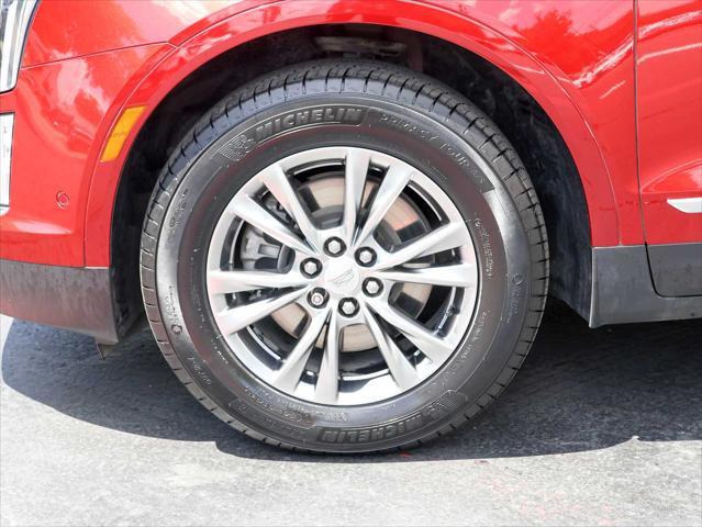 used 2022 Cadillac XT5 car, priced at $26,388