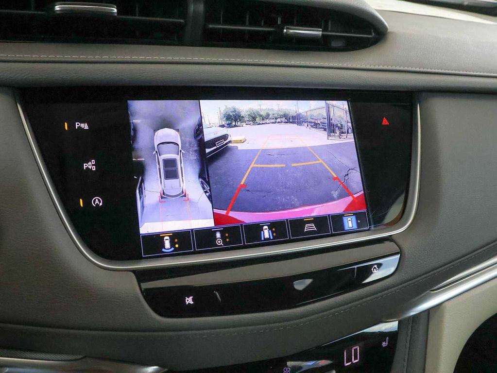 used 2022 Cadillac XT5 car, priced at $25,391