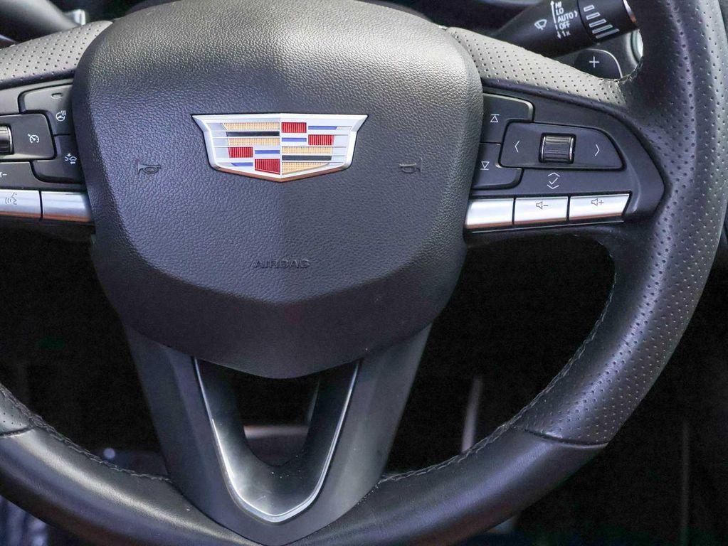 used 2022 Cadillac XT4 car, priced at $29,561
