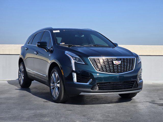 new 2025 Cadillac XT5 car, priced at $54,210