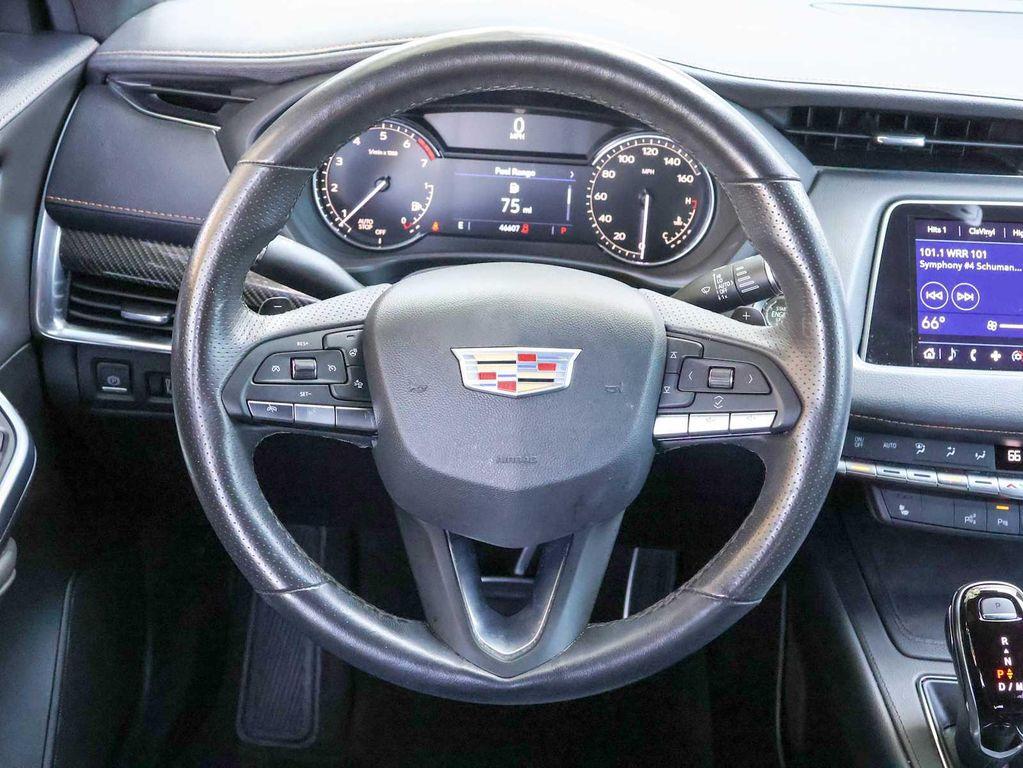 used 2022 Cadillac XT4 car, priced at $27,997