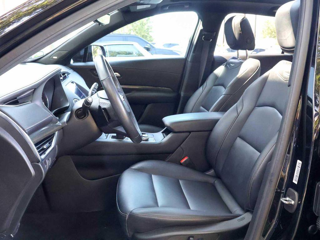 used 2022 Cadillac XT4 car, priced at $27,997