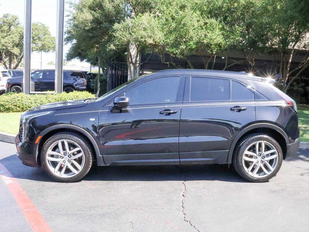 used 2022 Cadillac XT4 car, priced at $27,997