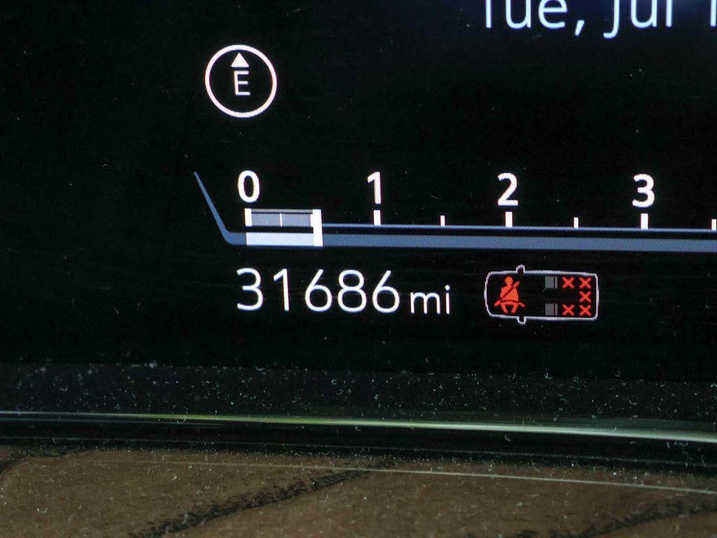 used 2023 Cadillac Escalade ESV car, priced at $82,979