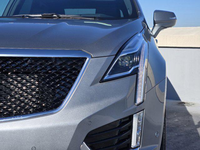 new 2025 Cadillac XT5 car, priced at $62,460