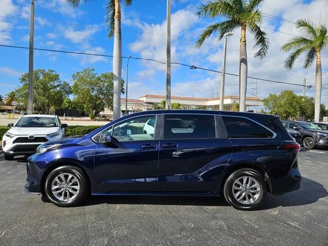 used 2022 Toyota Sienna car, priced at $37,995