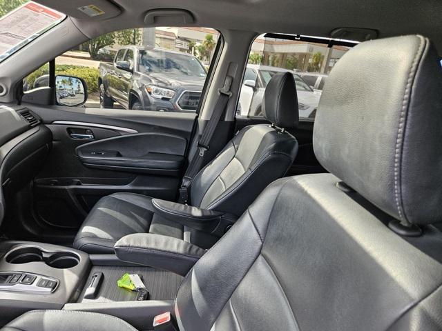 used 2021 Honda Pilot car, priced at $24,490