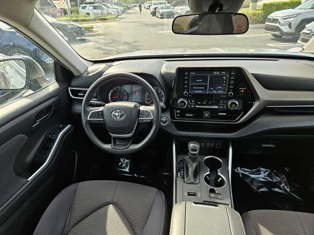 used 2022 Toyota Highlander car, priced at $27,995