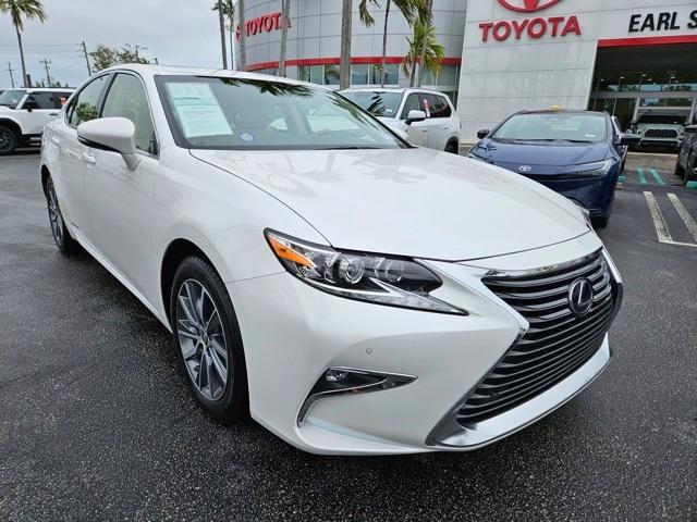 used 2017 Lexus ES 300h car, priced at $25,595