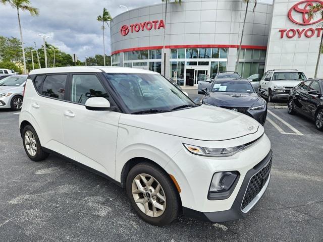 used 2022 Kia Soul car, priced at $12,990