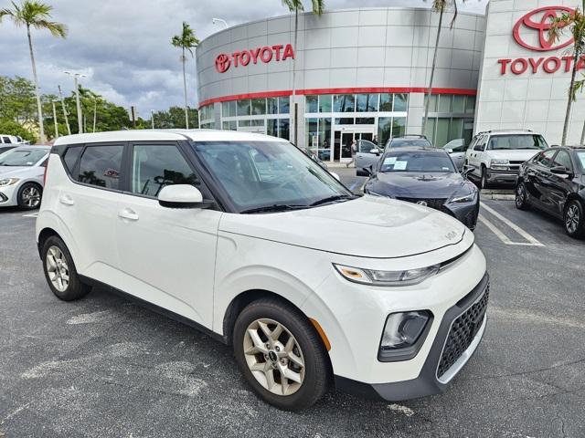 used 2022 Kia Soul car, priced at $12,990