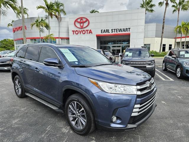 used 2019 Toyota Highlander car, priced at $22,960